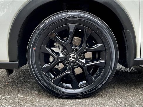 Used 2024 Honda HR-V Sport image 31