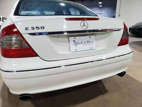 Used 2008 Mercedes-Benz E 350 Sedan image 42