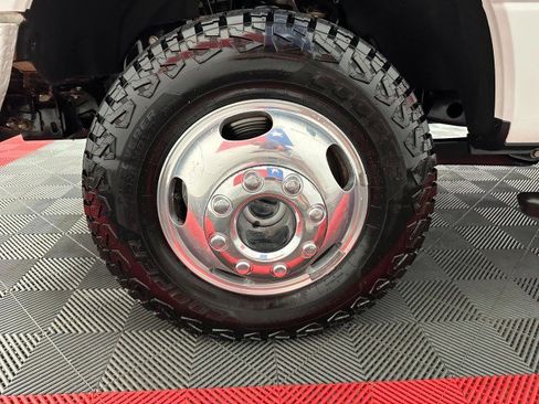 Used 2017 Ford F350 Lariat w/ FX4 Off-Road Package image 79