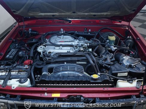 Used 1993 Toyota Pickup SR5 AWD/4WD image 3