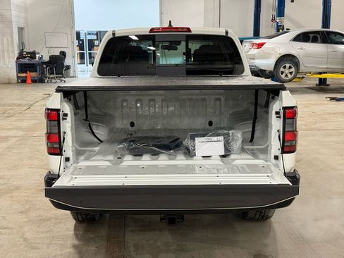 New 2026 Nissan Frontier S w/ Tow Package AWD/4WD image 32