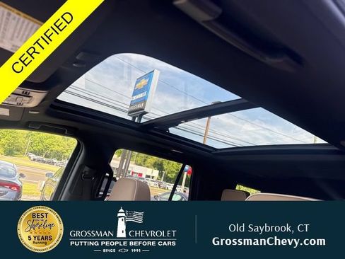 Used 2023 Chevrolet Tahoe Premier AWD/4WD image 3