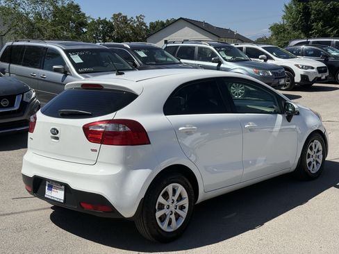 Used 2014 Kia Rio LX w/ Power Package FWD image 4