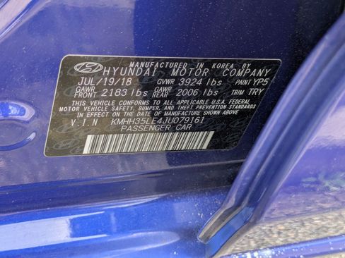 Used 2018 Hyundai Elantra GT image 35