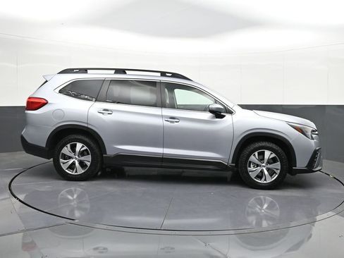 Used 2024 Subaru Ascent Premium w/ Convenience Package AWD/4WD image 6