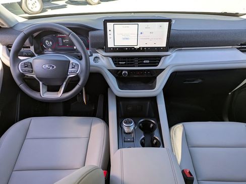 New 2026 Ford Explorer Active w/ Active Comfort Package image 19