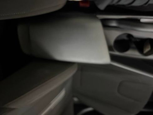 Used 2025 Hyundai Elantra Sport FWD image 41