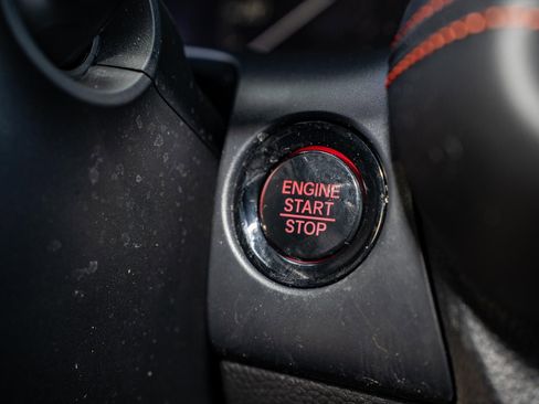 Certified 2024 Honda HR-V Sport image 31