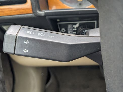 Used 1990 Jaguar XJS V12 Convertible image 18