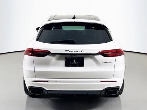 New 2026 Maserati Grecale Modena image 7