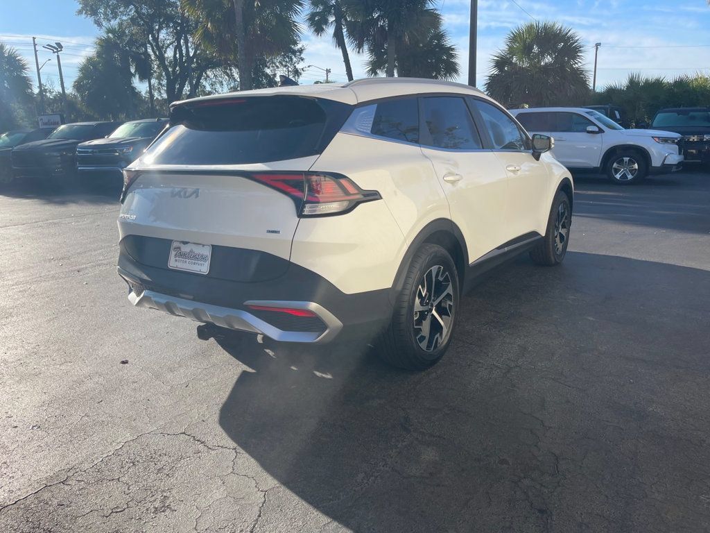 Used 2024 Kia Sportage EX AWD/4WD image 6