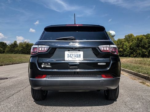 Used 2019 Jeep Compass Latitude w/ Cold Weather Group image 44