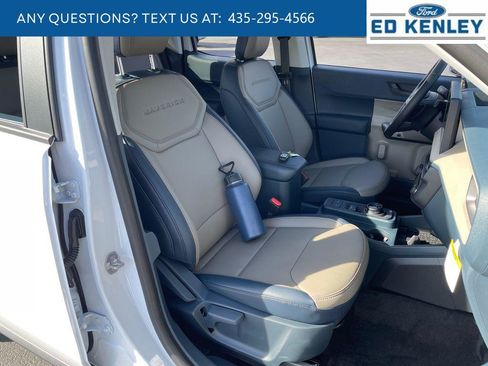 New 2025 Ford Maverick Lariat w/ 4K Tow Package image 25