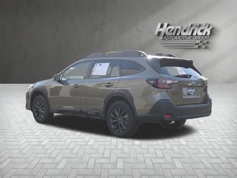 Certified 2025 Subaru Outback Onyx Edition AWD/4WD image 7