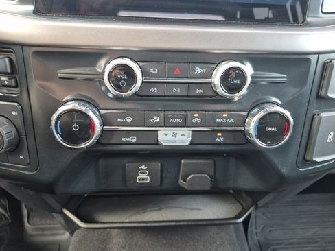 Used 2025 Ford F150 XLT w/ Equipment Group 301A Standard AWD/4WD image 27