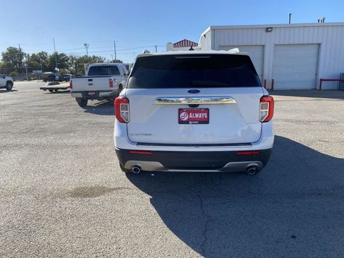 Used 2021 Ford Explorer Limited w/ Equipment Group 301A image 28