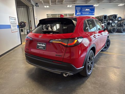 New 2026 Honda HR-V Sport image 5