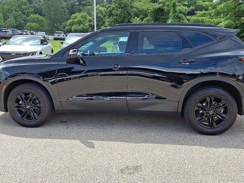 Used 2022 Chevrolet Blazer LT w/ Sound & Technology Package AWD/4WD image 5