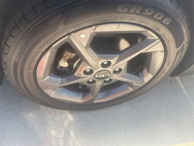 Used 2025 Kia K4 FWD image 15