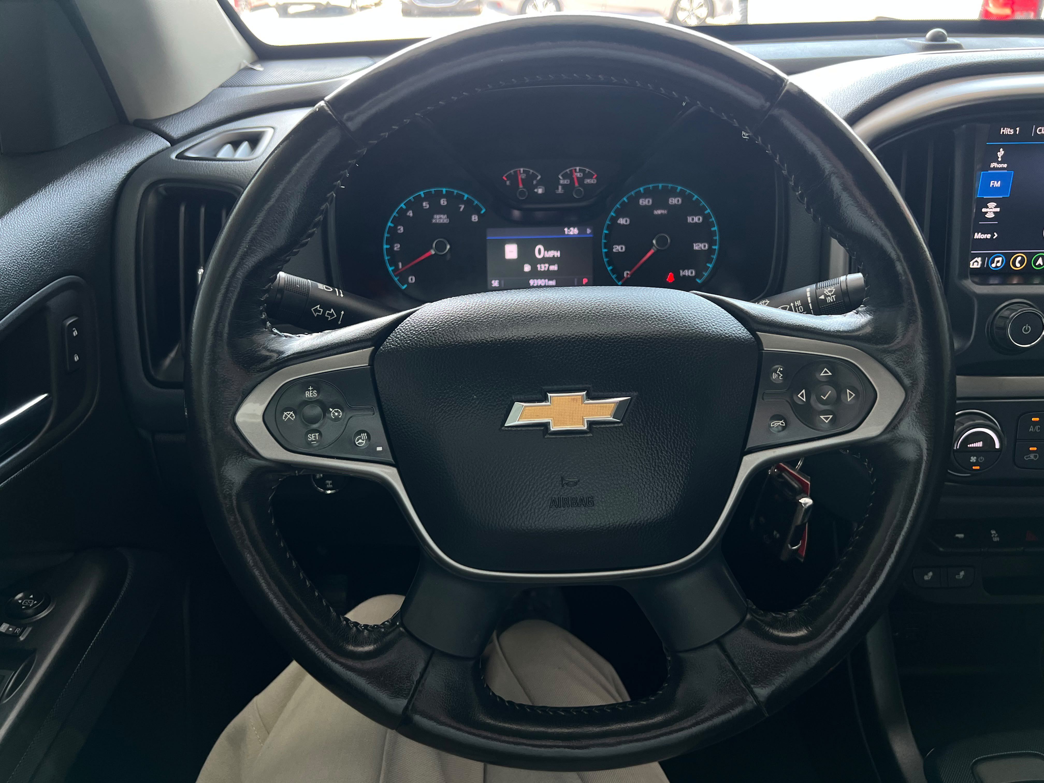 Used 2022 Chevrolet Colorado Z71 AWD/4WD image 18