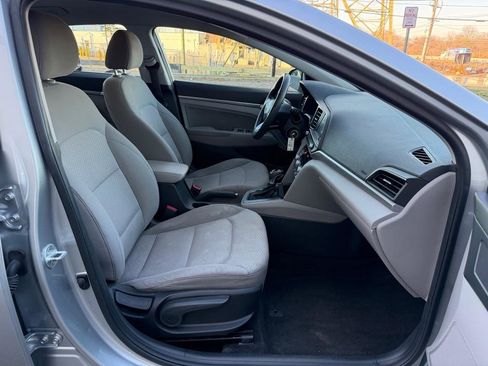 Used 2020 Hyundai Elantra SEL image 13
