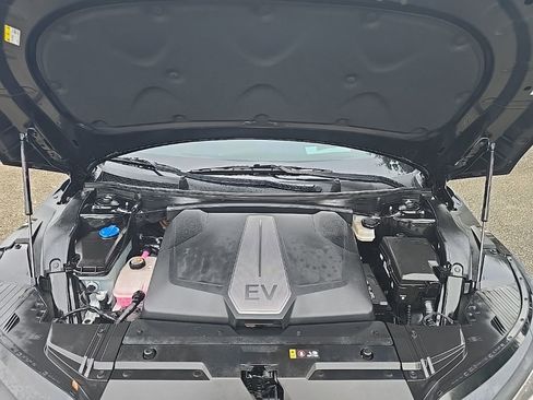 Used 2024 Kia EV6 GT-Line w/ GT-Line White Seat Package image 34