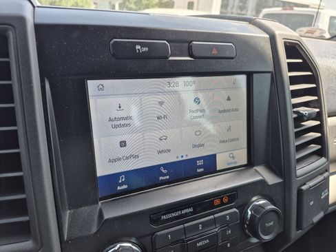 Used 2020 Ford F250 XL w/ STX Appearance Package AWD/4WD image 3