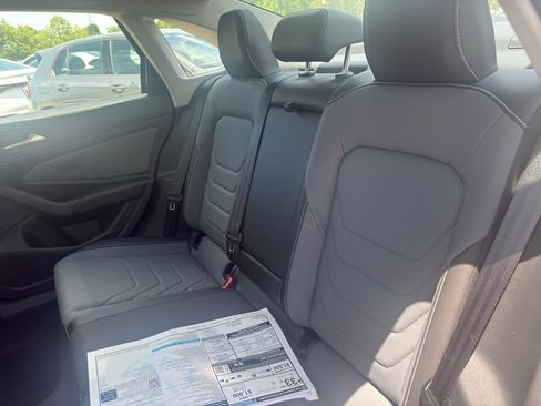 New 2026 Volkswagen Jetta SEL FWD image 9