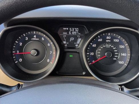 Used 2013 Hyundai Elantra GLS w/ Preferred Pkg image 11