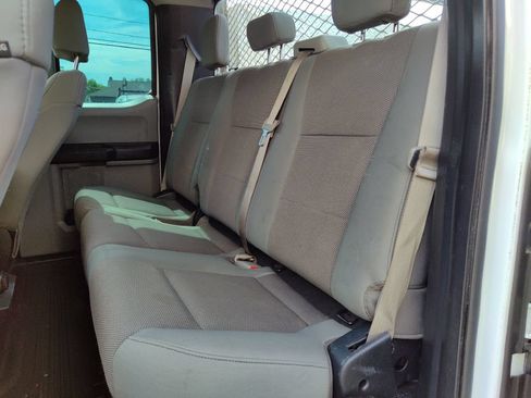 Used 2017 Ford F250 XL w/ Power Equipment Group AWD/4WD image 12