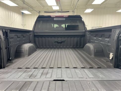 Used 2023 Chevrolet Silverado 1500 LTZ w/ LTZ Convenience Package II AWD/4WD image 25