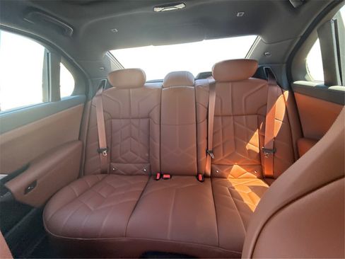 New 2025 BMW 760i xDrive image 20