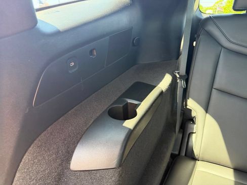 Used 2022 Cadillac XT6 Premium Luxury FWD image 41
