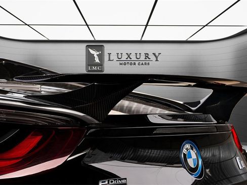 Used 2019 BMW i8 Roadster image 33