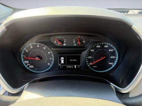 Used 2020 Chevrolet Equinox LS FWD image 29