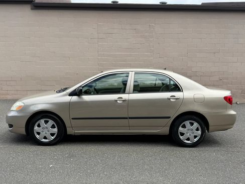 Used 2007 Toyota Corolla CE FWD image 4