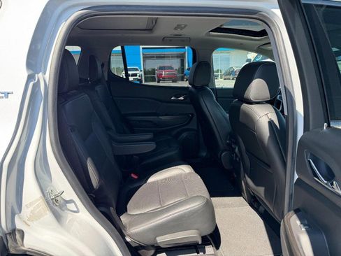 Used 2019 GMC Acadia SLT AWD/4WD image 10