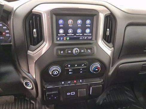 Used 2025 Chevrolet Silverado 2500 W/T w/ WT Convenience Package image 18