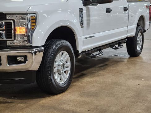 Used 2018 Ford F250 XLT w/ XLT Value Package image 17