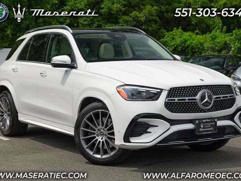 Used 2025 Mercedes-Benz GLE 450e 4MATIC image 1