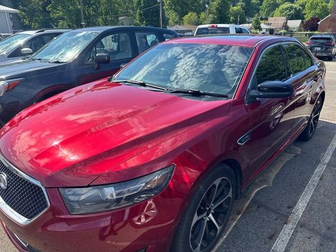 Used 2015 Ford Taurus SHO w/ Equipment Group 401A AWD/4WD image 3