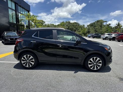 Used 2021 Buick Encore Preferred w/ Safety Package FWD image 5