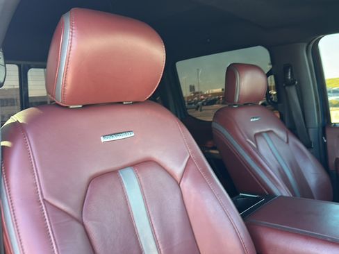 Used 2018 Ford F150 Platinum w/ Equipment Group 701A Luxury image 24