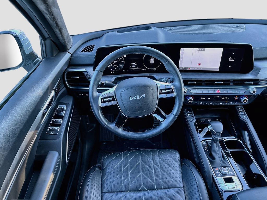 Used 2025 Kia Telluride SX Prestige X-Pro AWD/4WD image 24