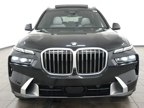 Used 2024 BMW X7 xDrive40i w/ Premium Package AWD/4WD image 7