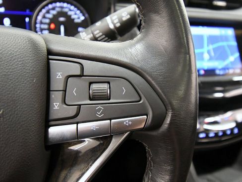 Used 2024 Cadillac XT6 Premium Luxury w/ Technology Package AWD/4WD image 22