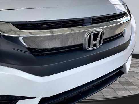 Used 2018 Honda Civic EX image 30