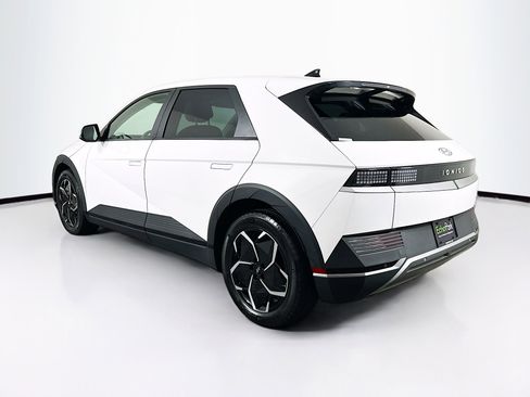 Used 2024 Hyundai Ioniq 5 SEL image 5