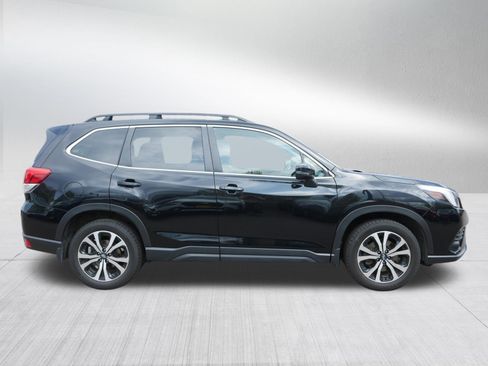 Used 2024 Subaru Forester Limited AWD/4WD image 8