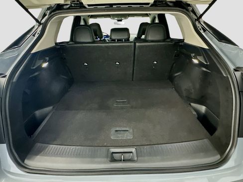 Used 2024 Nissan Ariya AWD image 30